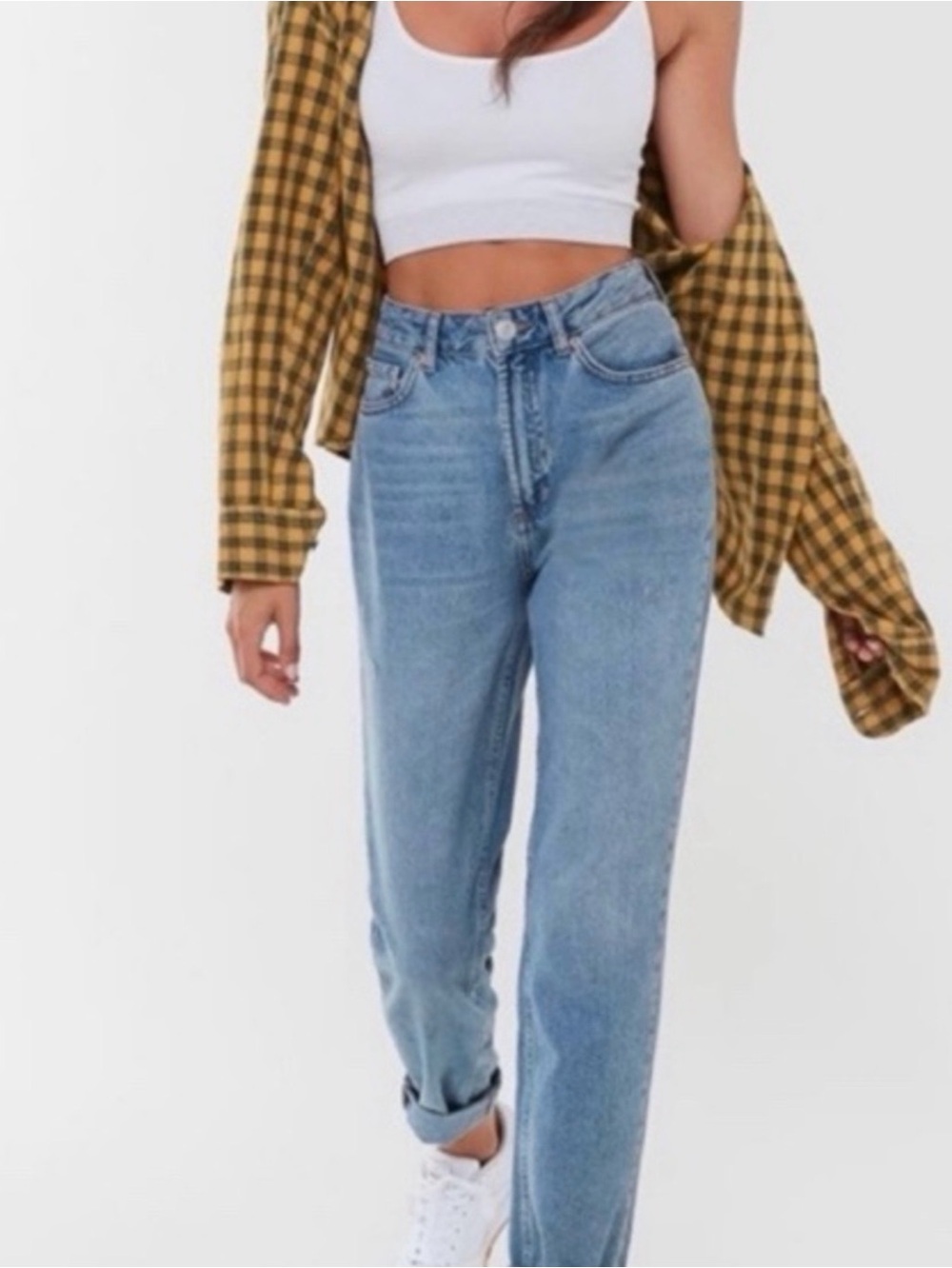 BDG Urban Outfitters Size 25 Mom distressed jeans